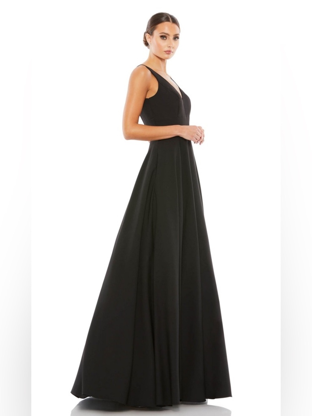Classic Long Ball Gown: Mac Duggal 48924